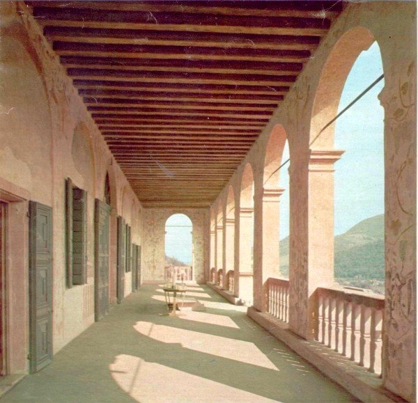 villa dei vescovi loggia